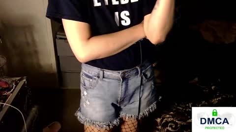 Snapshot of tashakai chatting on 02.18.25 TashaKai online show from 02.18.25