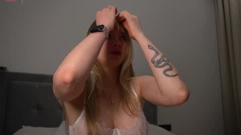 Im Sabrina NEXT LIVE  Tuesday online show from 03.21.26