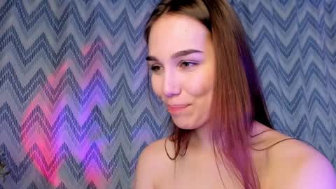 Snapshot of tate_angel chatting on 12.06.24 Tate online show from 12.06.24