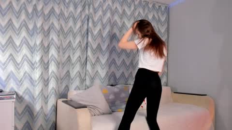 Snapshot of tate_angel chatting on 01.31.25 Tate online show from 01.31.25