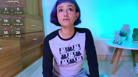 Snapshot of tati_cardenas chatting on 04.23.26 AME online show from 04.23.26