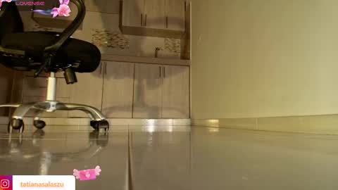 Snapshot of tatiana1004 chatting on 02.07.25 tatiana1004 online show from 02.07.25