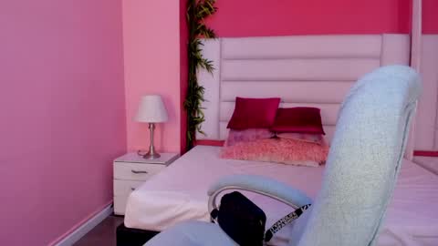 tatiana_arboleda online show from 04.10.26