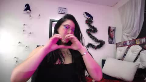 Snapshot of tatiana_ninfomaniaca chatting on 01.04.25 tatiana online show from 01.04.25