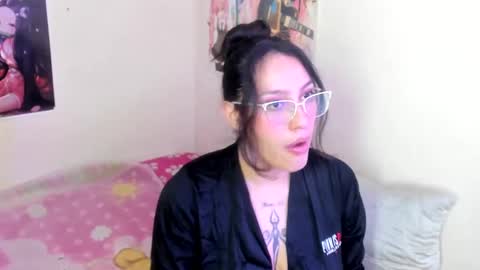 Snapshot of tatiana_ninfomaniaca chatting on 09.19.25 tatiana online show from 09.19.25