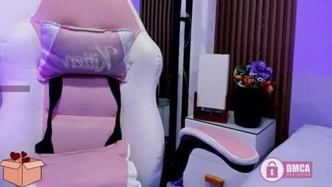 i am tatiana  online show from 02.21.26