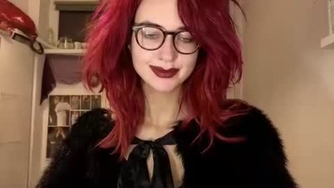 Tatiana online show from 10.19.25