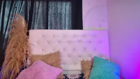 Snapshot of tatixxxvega chatting on 07.02.26 tatix online show from 07.02.26