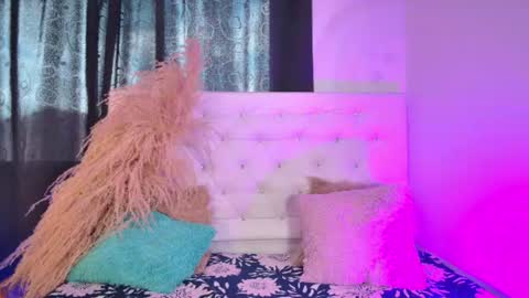 Snapshot of tatixxxvega chatting on 07.06.26 tatix online show from 07.06.26