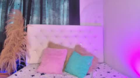 Snapshot of tatixxxvega chatting on 07.29.26 tatix online show from 07.29.26