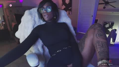 Tatted Queen online show from 02.18.26