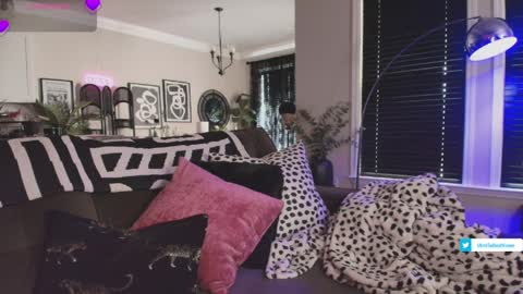 Tatted Queen online show from 03.31.26