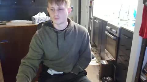 Snapshot of tattedboy03 chatting on 11.04.25 Tatted boy online show from 11.04.25