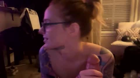 Snapshot of tattedsubmissive chatting on 12.05.25 TattedSubmissive online show from 12.05.25