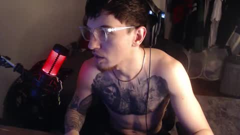 Snapshot of tattedtoyabuser chatting on 03.11.26 tattedtoyabuser online show from 03.11.26