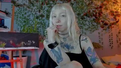 Snapshot of tattoo_artbaby chatting on 07.10.26 tattoo_artbaby online show from 07.10.26
