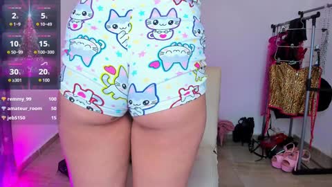 Snapshot of tattoo_highmami chatting on 12.19.24 High Mami online show from 12.19.24