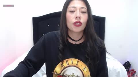 Snapshot of tattoo_highmami chatting on 11.01.25 High Mami online show from 11.01.25