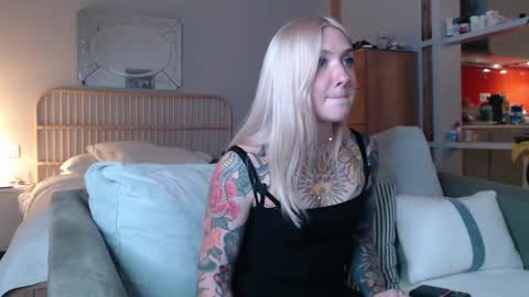 tattoobbgirl online show from 02.07.25