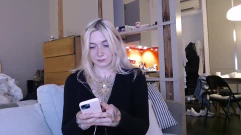 tattoobbgirl online show from 03.04.25