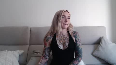 tattoobbgirl online show from 09.16.25