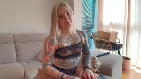 tattoobbgirl online show from 05.08.26