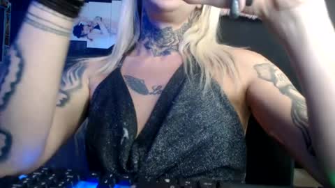 tatuada_safada online show from 07.12.26