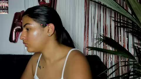 Snapshot of taty_gomez_ chatting on 09.16.25 Tatiana Gomez online show from 09.16.25