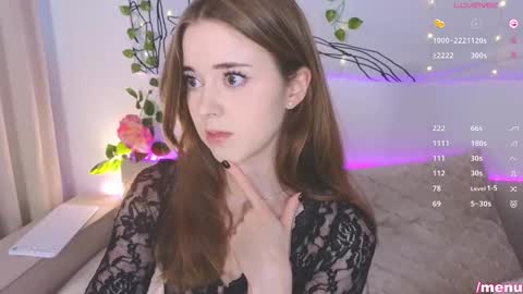 Snapshot of tayasha chatting on 10.28.25 Tayasha online show from 10.28.25