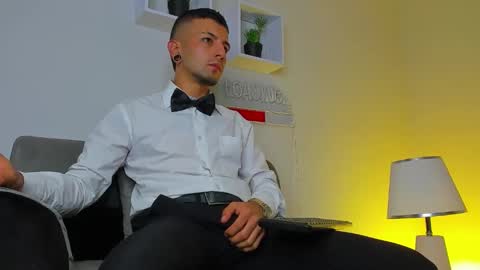 Snapshot of tayer_bennet chatting on 09.13.25 tayer_bennet online show from 09.13.25