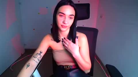 Snapshot of tayla_candy chatting on 10.14.25 Tayla online show from 10.14.25