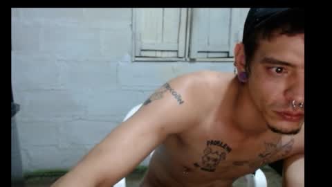 Snapshot of tayler_punk chatting on 12.02.24 tayler punk online show from 12.02.24