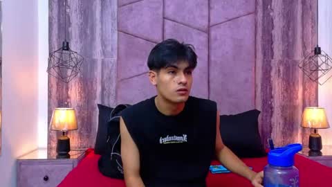 Snapshot of taylercruz chatting on 07.05.26 TaylerCruz online show from 07.05.26