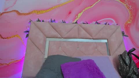 Sarah  online show from 11.19.25