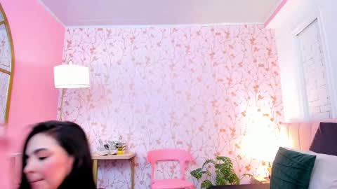 Taylor Bennet online show from 04.16.26