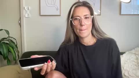 Taylor online show from 03.13.26