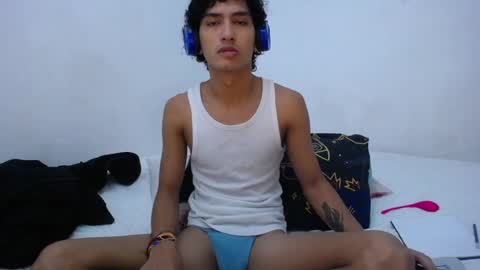 Snapshot of tayronx33 chatting on 12.27.24 Tayron online show from 12.27.24