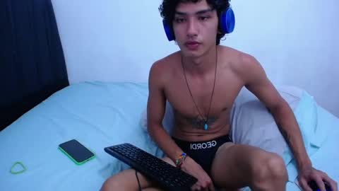 Snapshot of tayronx33 chatting on 01.23.25 Tayron online show from 01.23.25