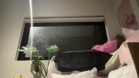 Snapshot of tayrosees chatting on 05.21.26 Tay Rose online show from 05.21.26