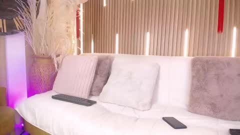 Sofia online show from 03.05.26