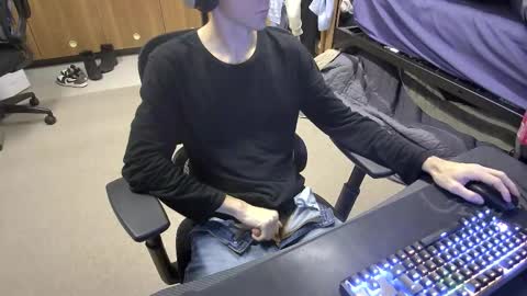 Snapshot of tbone_93 chatting on 10.14.25 Tbone online show from 10.14.25