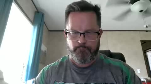 Snapshot of tdhawk87 chatting on 04.28.26 tdhawk87 online show from 04.28.26