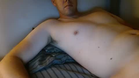 Snapshot of tdyy1995 chatting on 09.11.25 tdyy1995 online show from 09.11.25