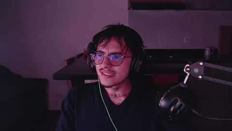 Teo independent model online show from 01.11.26