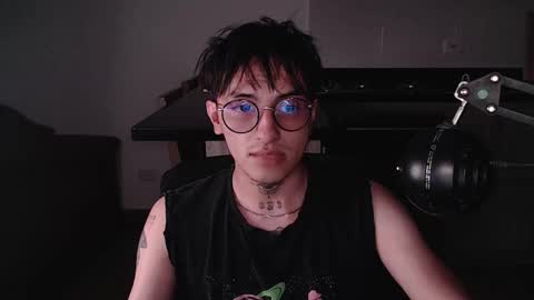 Teo independent model online show from 03.20.26