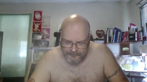 Snapshot of team369radio chatting on 09.18.25 MiaRhino online show from 09.18.25