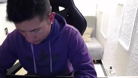 DYNAMITE DUO69 online show from 03.13.26