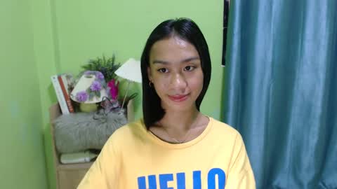 Snapshot of teamo_kiara chatting on 12.11.24 your future wife online show from 12.11.24