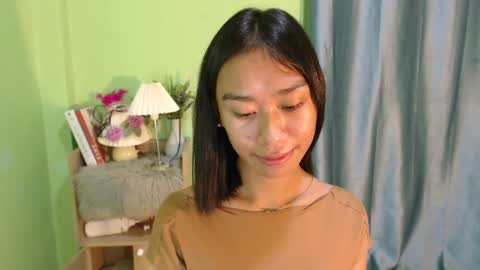 Snapshot of teamo_kiara chatting on 12.18.24 your future wife online show from 12.18.24