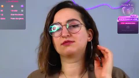 Snapshot of teasemilf chatting on 07.19.26 Lady Oudrey online show from 07.19.26